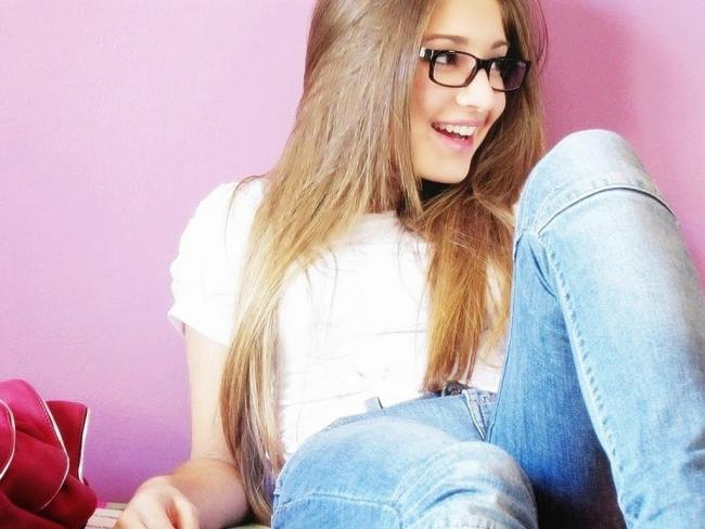 &Upsilon;&pi;&epsilon;&rho;&mu;&epsilon;&tau;&rho;&omega;&pi;&iota;́&alpha;